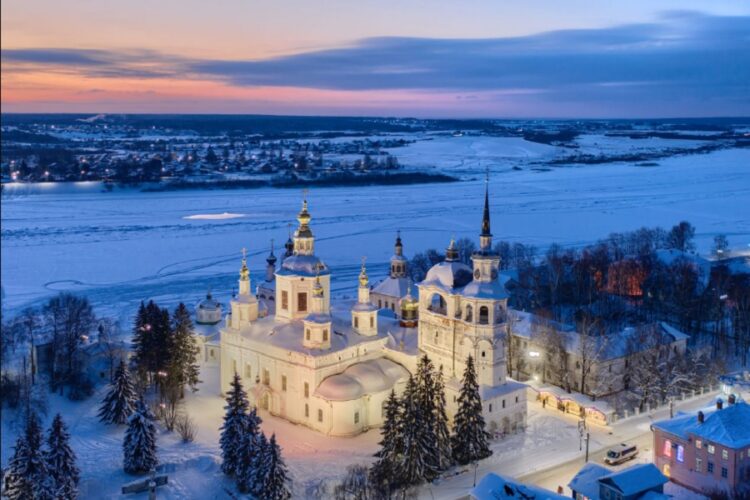 новость 09-11-2023 Великий Устюг -лидер по продажам новогодних туров в РФ