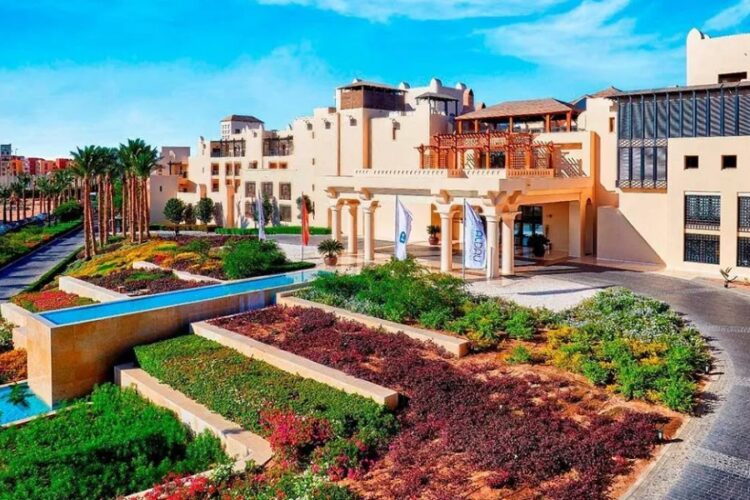 новость 13-11-2023 В Хургаде пара из Великобритании погибла при травле клопов