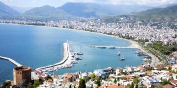 новость 17-11-2023 Российский турпоток в Анталью относительно прошлого года снизился