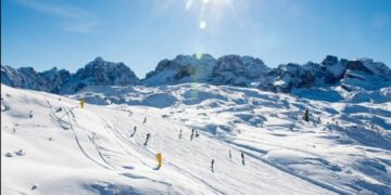 новость 24-11-2023 Горнолыжный сезон в Альпах стартовал раньше обычного