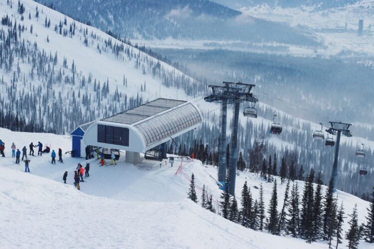 новость 28-11-2023 Чартерные рейсы на Шерегеш этой зимой будет выполнять только FUN&SUN