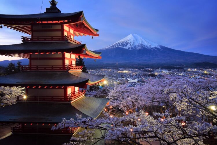 новость 02-11-2023 Российский турпоток в Японию вырос более, чем в пять раз