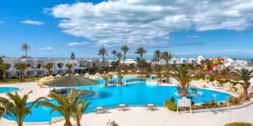 новость 23-11-2023 Тунис и Греция поднимут налог на размещение в отелях