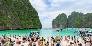 новость 14-12-2023 Российский турпоток в Таиланд превысил отметку в 1,3 миллиона человек
