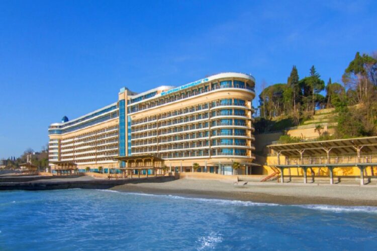 новость 18-01-2024 Санатории Сочи в предстоящий летний сезон подорожают