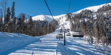 новость 19-01-2024 Организованный туристический поток на горнолыжные курорты вырос