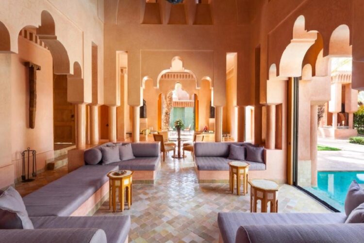 новость 02-01-2024 Люксовые туры стоимостью в 4 миллиона рублей. Где отдыхали состоятельные россияне?