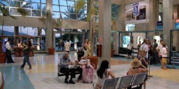 новость 10-01-2024 9 часоаэропорту Порламара пассажиры ждали гостиницу