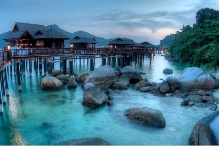 новость 19-02-2024 Российский турпоток в Малайзию вырос