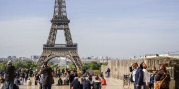 новость 28-03-2024 Спрос на групповые экскурсионные туры в Европу растет