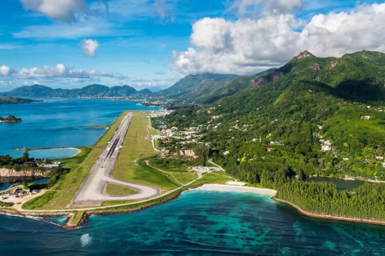 новость 26-04-2024 "Аэрофлот" снял полетную программу на Сейшельские острова