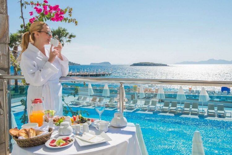 новость 14-05-2024 Сколько стоит отдых в ТОП-5 самых популярных направлений мая