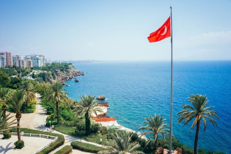 новость 17-05-2024 Туристы из регионов не заметили снижения цен на отдых в Турции