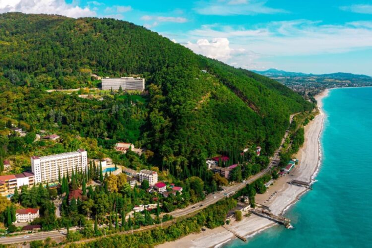новость 20-05-2024 Курорты Абхазии этим летом примут более 1,7 миллиона россиян