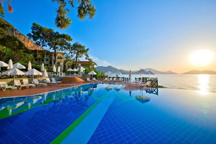 новость 11-06-2024 Отдых в пятизвездочных отелях Турции подешевел