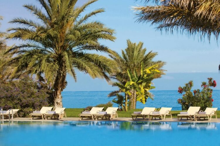 новость 09-08-2024 Продажи Кипра на бархатный сезон выросли в два с половиной раза