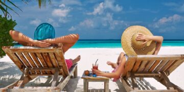 новость 22-08-2024 Россияне уже бронируют туры на новогодние каникулы