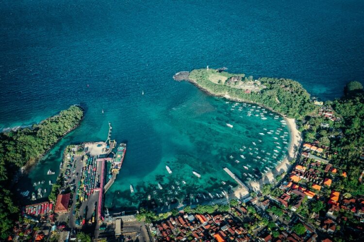 новость 12-08-2024 С запуском рейсов "Аэрофлота" туристический поток на Бали вырастет в 3 раза