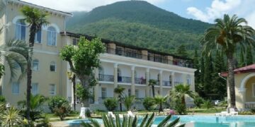 новость 16-09-2024 Свободные номера в отелях Абхазии заканчиваются