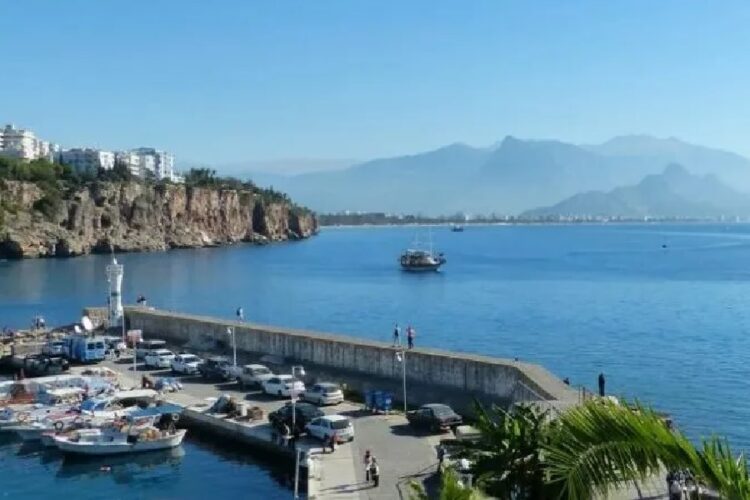 новость 21-10-2024 Куда поедут российские туристы на ноябрьские праздники