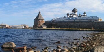 новость 25-02-2025 Туристам продают фальшивые поездки на Соловки