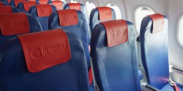 новость 03-02-2025 Авиаперевозчик заплатит 8 000 долларов за овербукинг