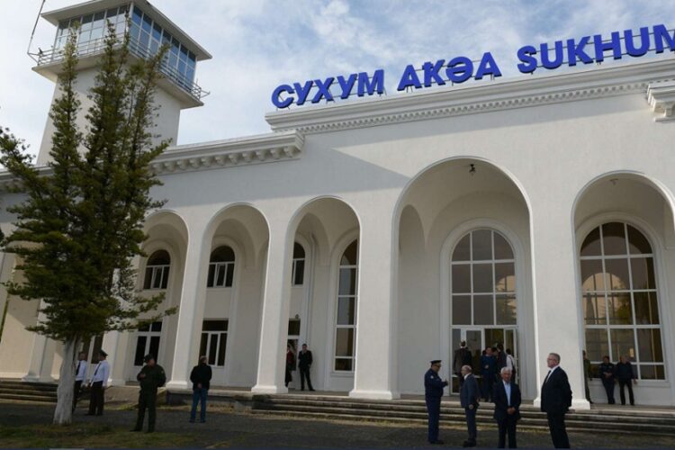 новость 08-02-2025 В аэропорт Сухума могут запустить рейсы из РФ
