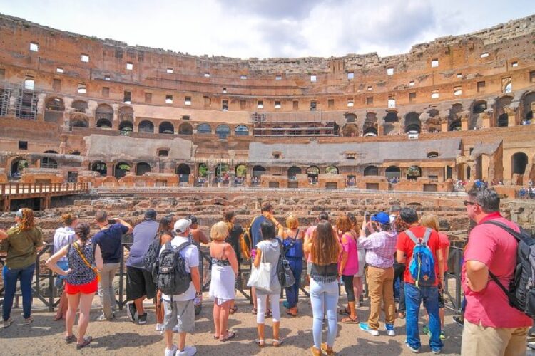новость 22-04-2025 Колизей освободили от туристов из-за высокопоставленных гостей