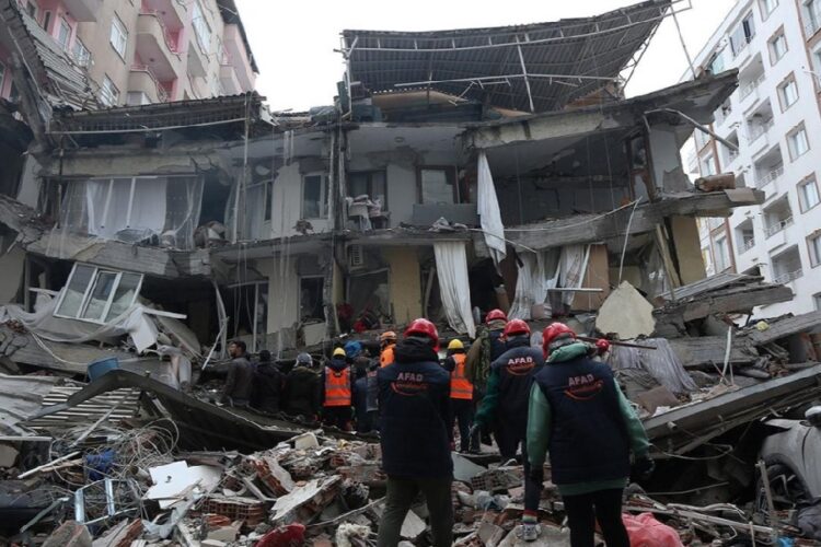 новость 27-04-2025 Продажи туров в Стамбул после землетрясения упали