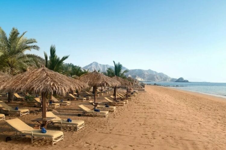 новость 02-05-2025 На некоторых пляжах Фуджейры экологическая обстановка ухудшается