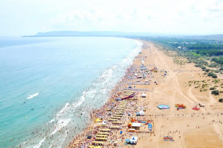 новость 23-05-2025 В связи с высокими экологическими рисками купание на пляжах Анапы все еще запрещено