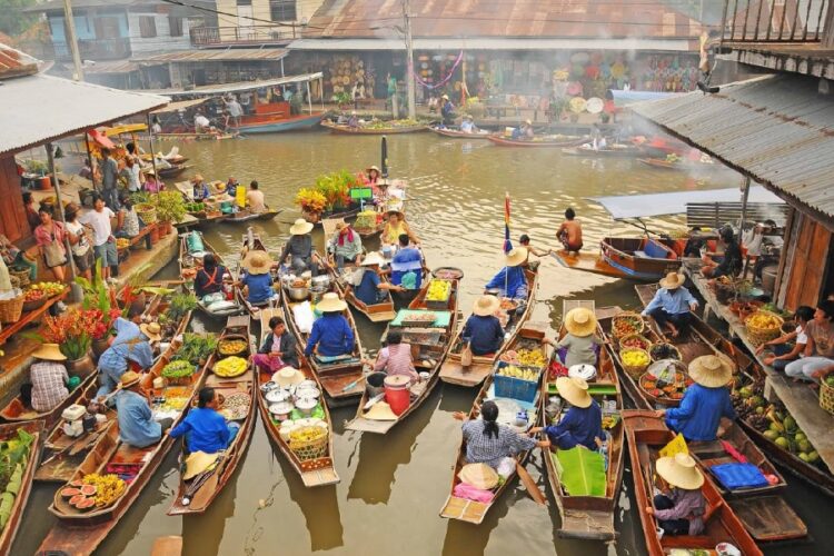 новость 04-05-2025 Туристам рекомендуют не покупать мясо на стихийных рынках