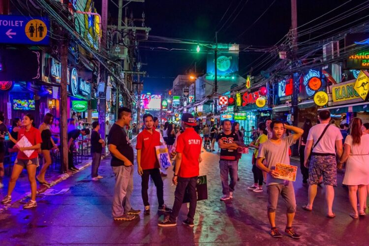 новость 12-05-2025 Знаменитая улица в Патонге превратилась в зону повышенного риска