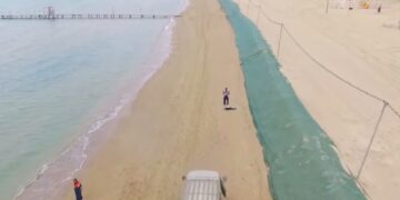 новость 11-05-2025 В Анапе спецмашины со звуковым сигналом выполняют патрулирование пляжей