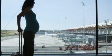 новость 25-05-2025 Как страховой полис подводит туристок, путешествующих на поздних сроках беременности