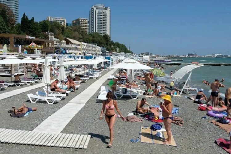 новость 26-05-2025 Спрос на отдых в Сочи и Адлере снизился
