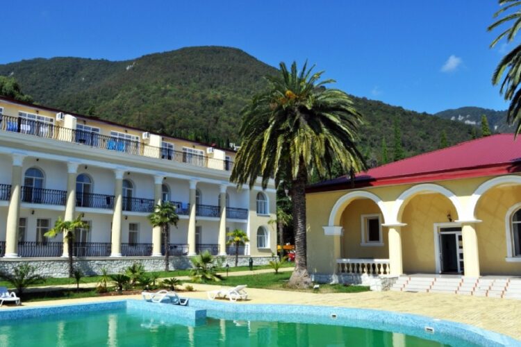 новость 01-05-2025 В Абхазии открываются новые отели. Сколько будет стоить отдых в них