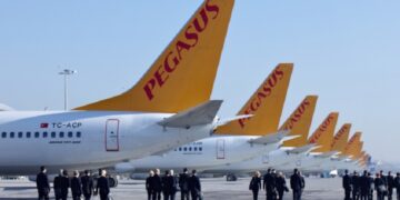 новость 11-05-2025 Жесткое выдворение пассажирки с рейса Pegasus Airlines 