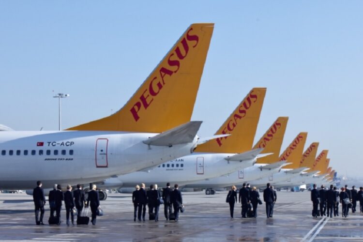 новость 11-05-2025 Жесткое выдворение пассажирки с рейса Pegasus Airlines