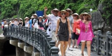 новость 13-05-2025 Россия возглавила рейтинг по росту туристического потока во Вьетнам