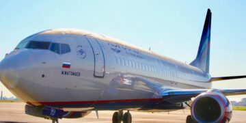 новость 14-06-2025 Российские туристы отмечают резкое подорожание билетов "Аэрофлота"