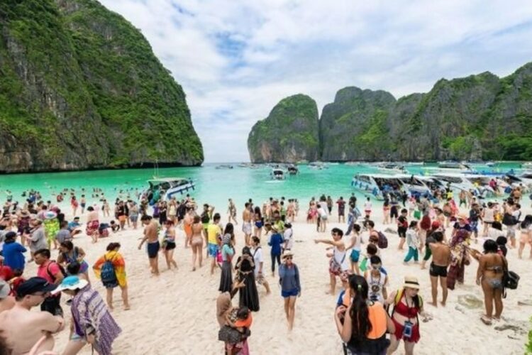 новость 02-06-2025 За ночные гонки на авто, россиянину грозит депортация из Таиланда