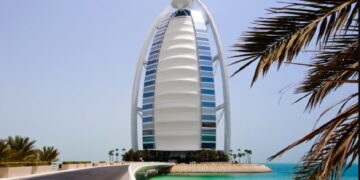 новость 13-06-2025 Туристические операторы продлевают размещение туристам в ОАЭ