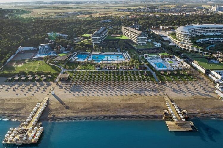 новость 08-06-2025 В пятизвездочном отеле Voyage Belek у туриста украли $10 000