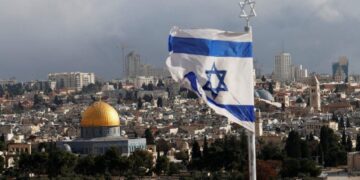 новость 15-06-2025 Российские туристы в Израиле ищут пути спасения на яхтах