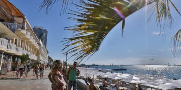 новость 06-07-2025 Самыми затратными для российских туристов оказались Сочи и Анапа