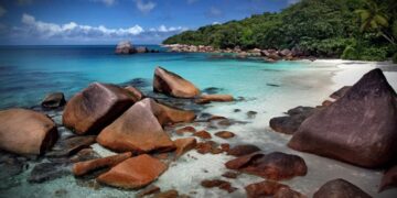 новость 11-08-2025 За эвакуацию тяжелобольного россиянина с Сейшел требуют 18 миллионов рублей