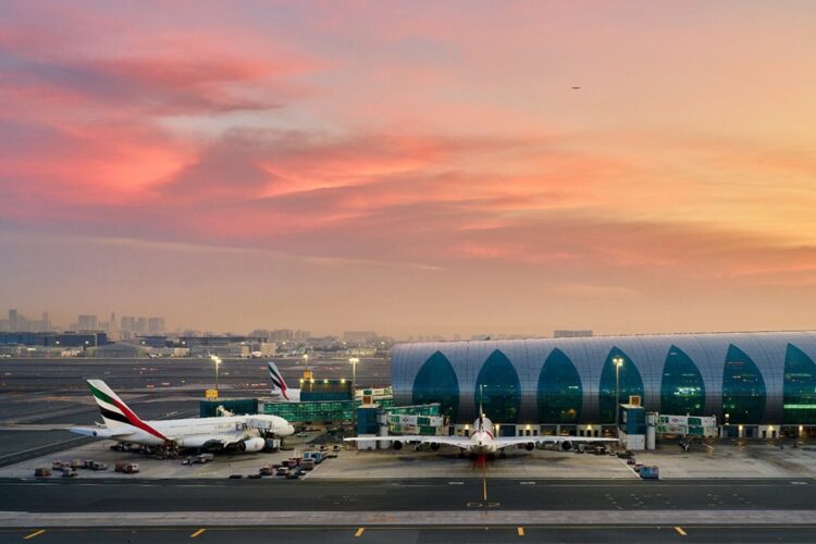 новость 11-08-2025 В системах онлайн-бронирования появились билеты в ОАЭ за 17 500 рублей