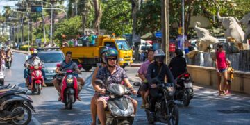 новость 15-09-2025 Российского туриста на Пхукете задержали за пьяную езду