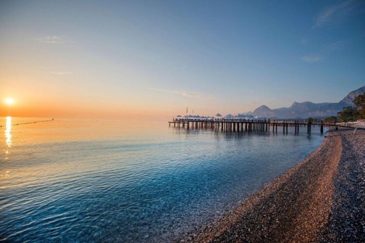 новость 24-09-2025 Сколько будет стоить отдых в Турции на осенние школьные каникулы